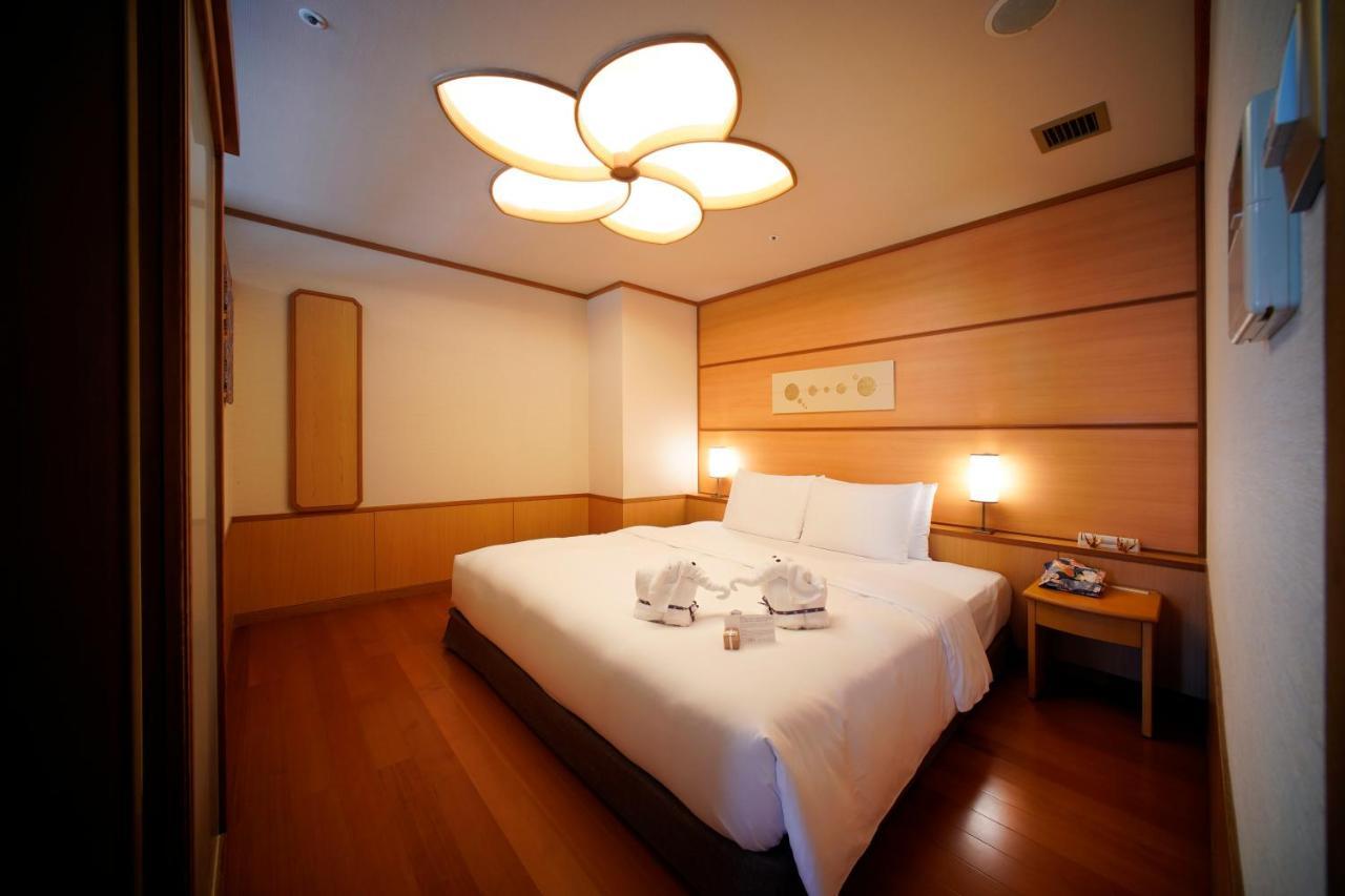 Radium Kagaya Taipei Hotel Exterior photo